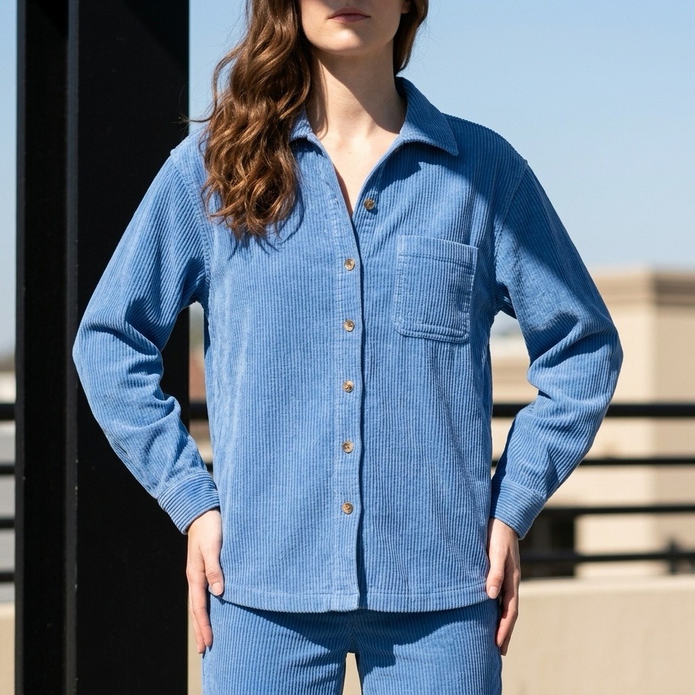 LL Bean Women XL Blue Wide Wale Corduroy Button Down Shirt Cotton Shacket Preppy